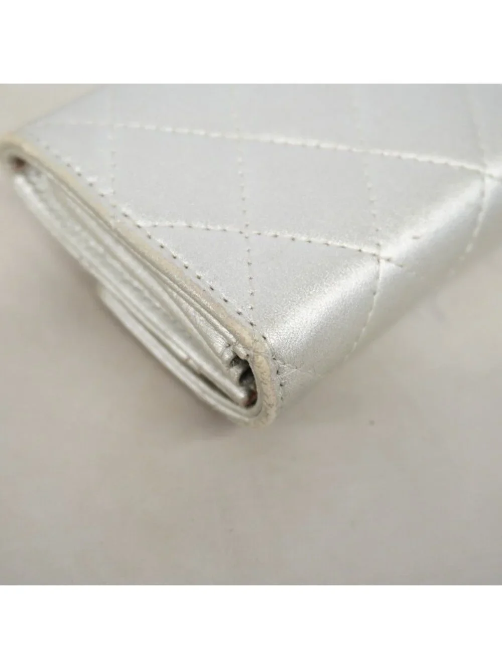Chanel Card Case Quilted Lambskin Silver